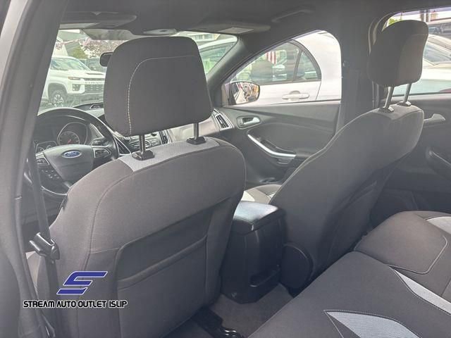 Used 2015 Ford Focus ST image 17