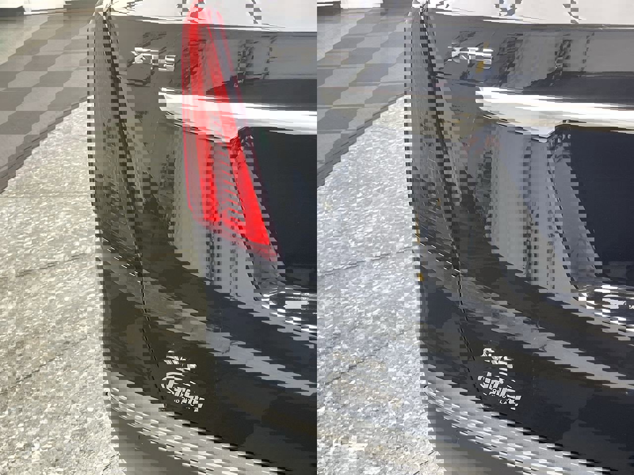 Used 2021 Cadillac XT5 Premium Luxury w/ LPO, Floor Liner Package image 34