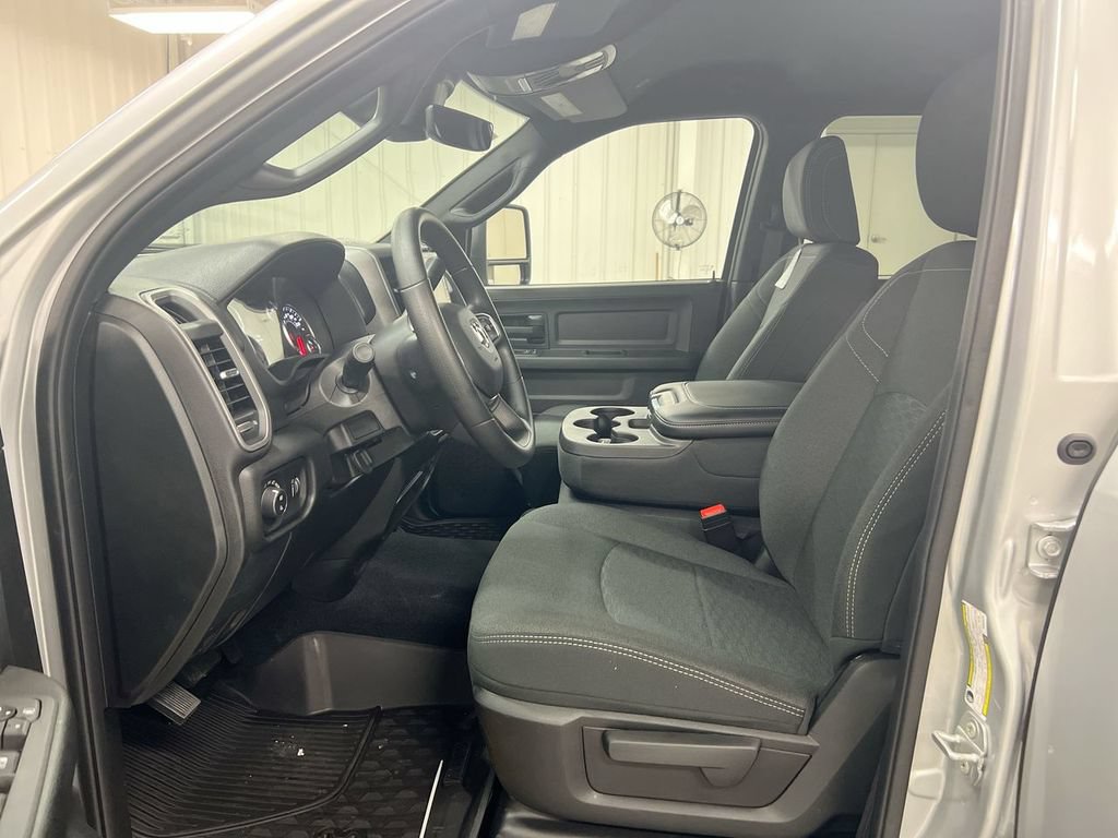New 2026 RAM 3500 Tradesman AWD/4WD image 15