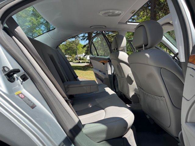 Used 2007 Mercedes-Benz E 350 Sedan image 21