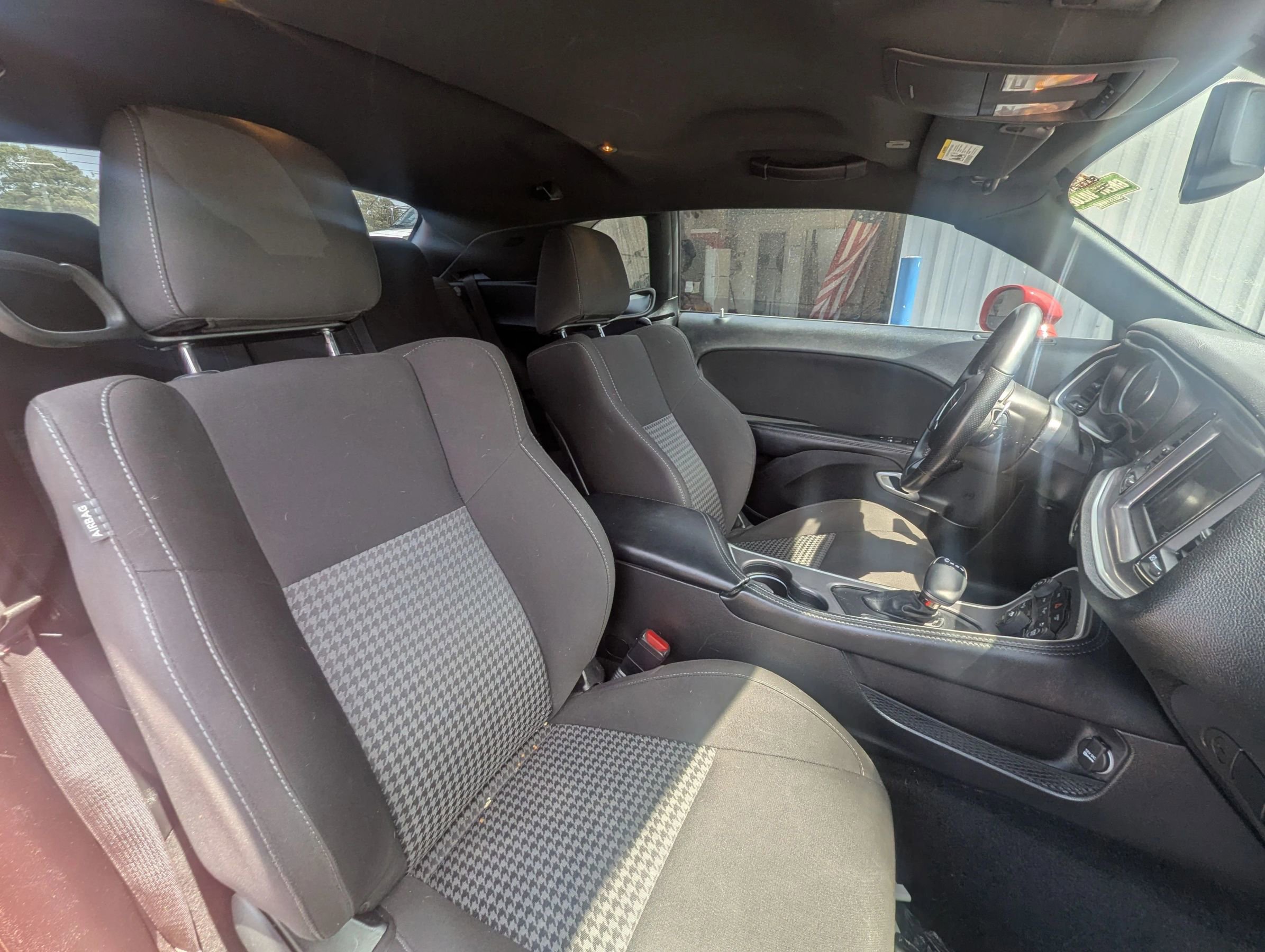 Used 2022 Dodge Challenger GT RWD image 8