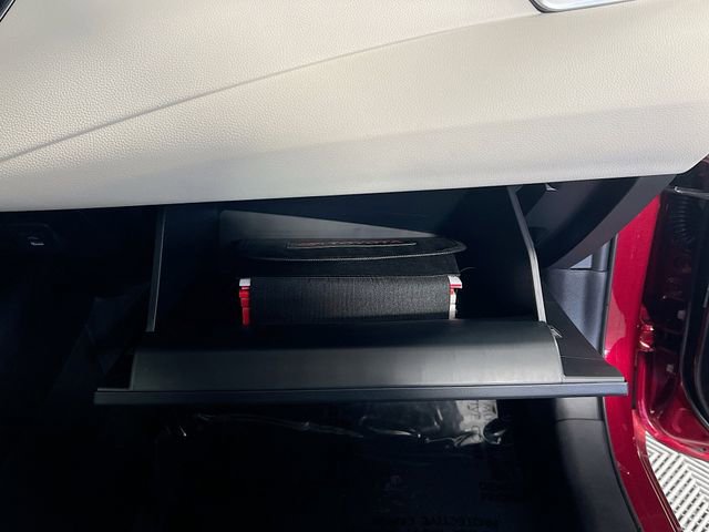 Used 2025 Toyota Corolla LE image 30