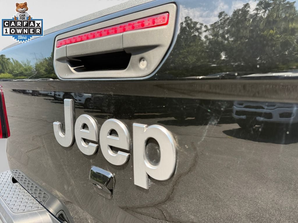 Used 2022 Jeep Gladiator Overland w/ Popular Equipment Package AWD/4WD image 17