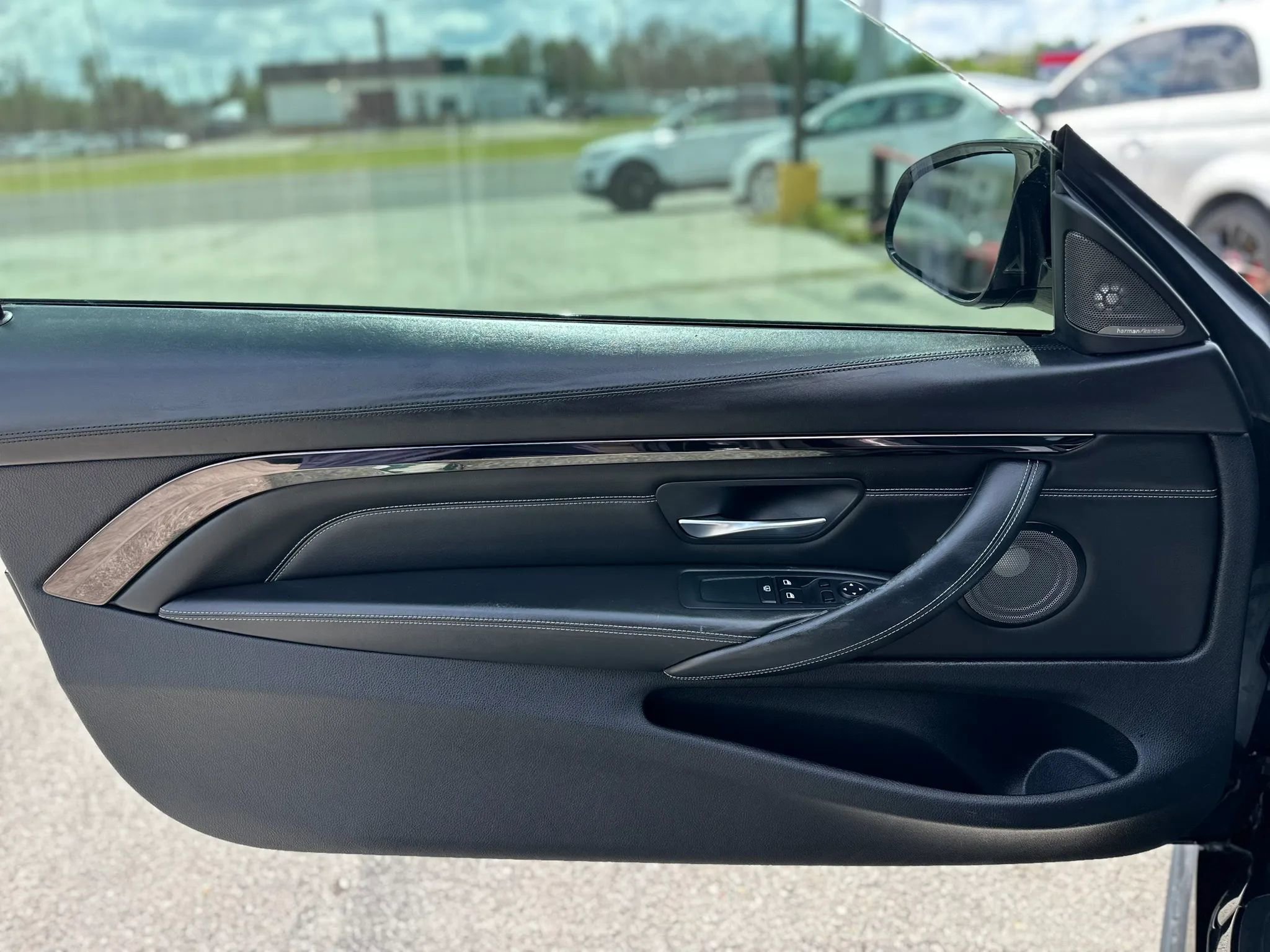 Used 2015 BMW M4 Coupe image 15