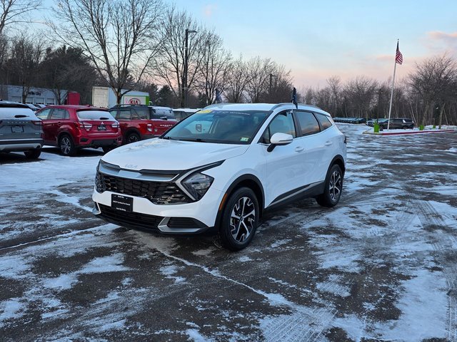 Certified 2023 Kia Sportage EX image 4