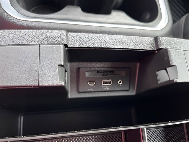 Used 2020 Chevrolet Silverado 2500 LTZ w/ LTZ Premium Package image 26