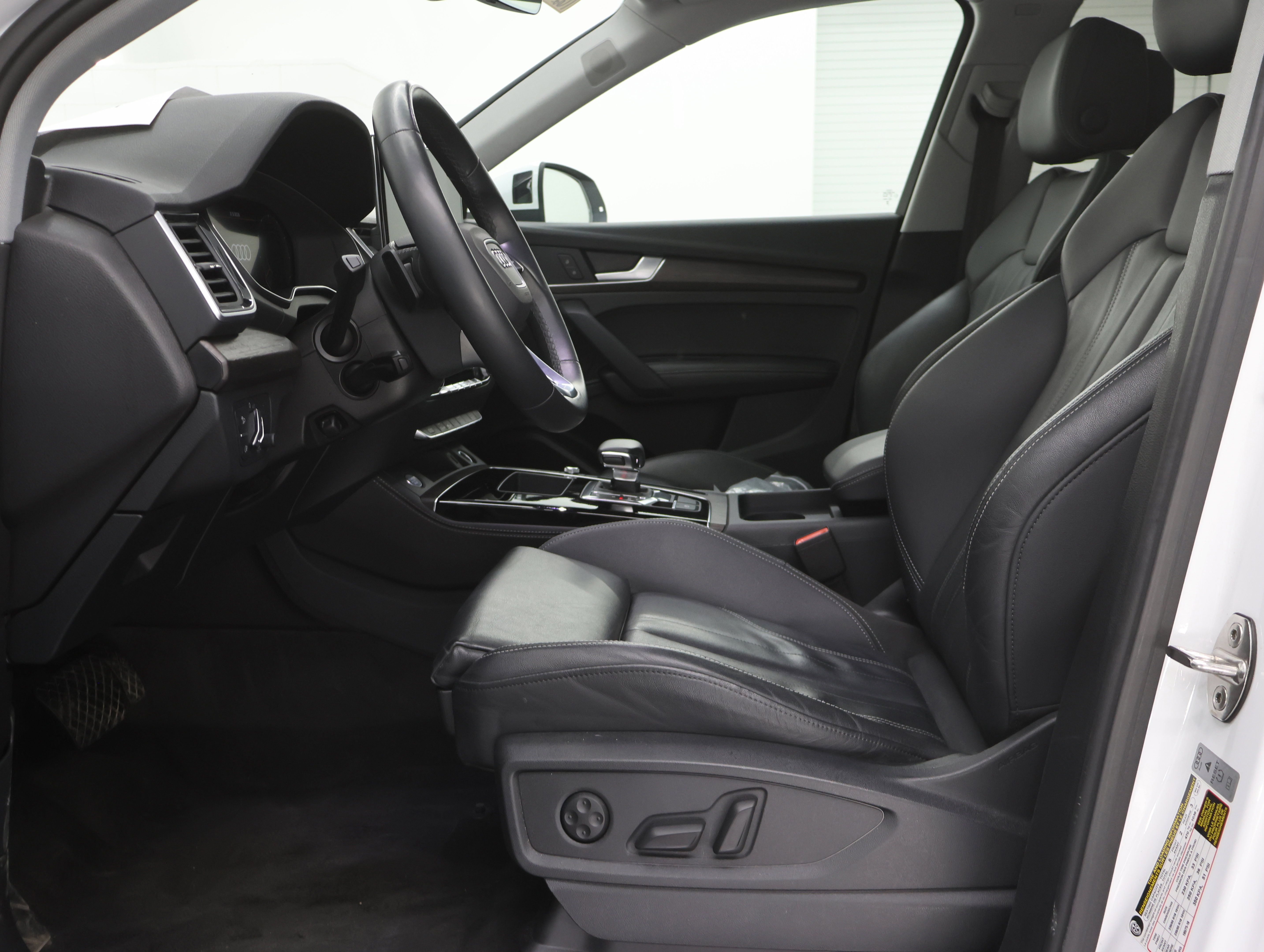 Used 2024 Audi Q5 2.0T Premium Plus image 8