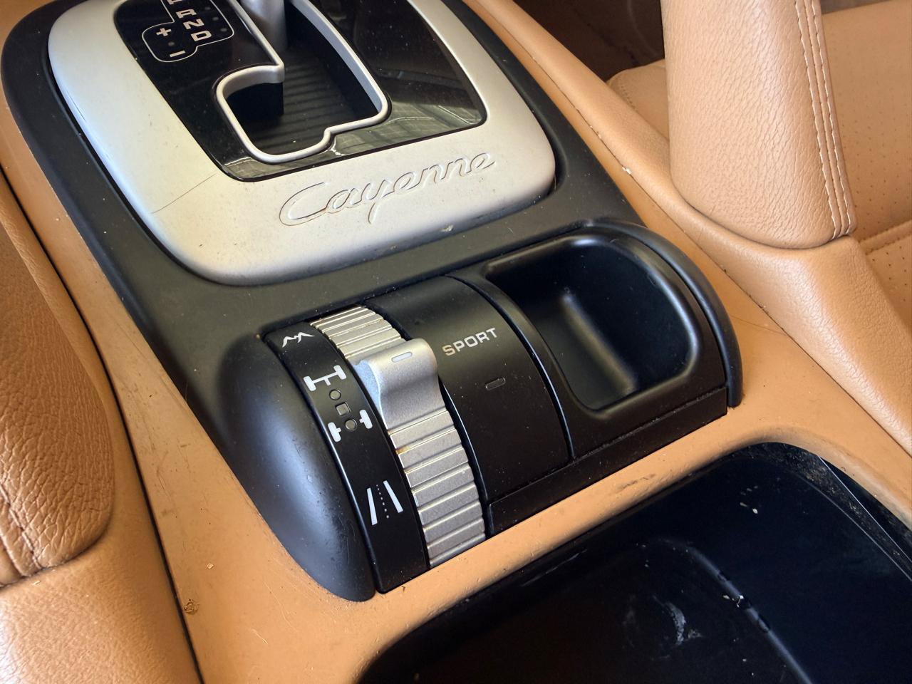 Used 2009 Porsche Cayenne AWD/4WD image 20