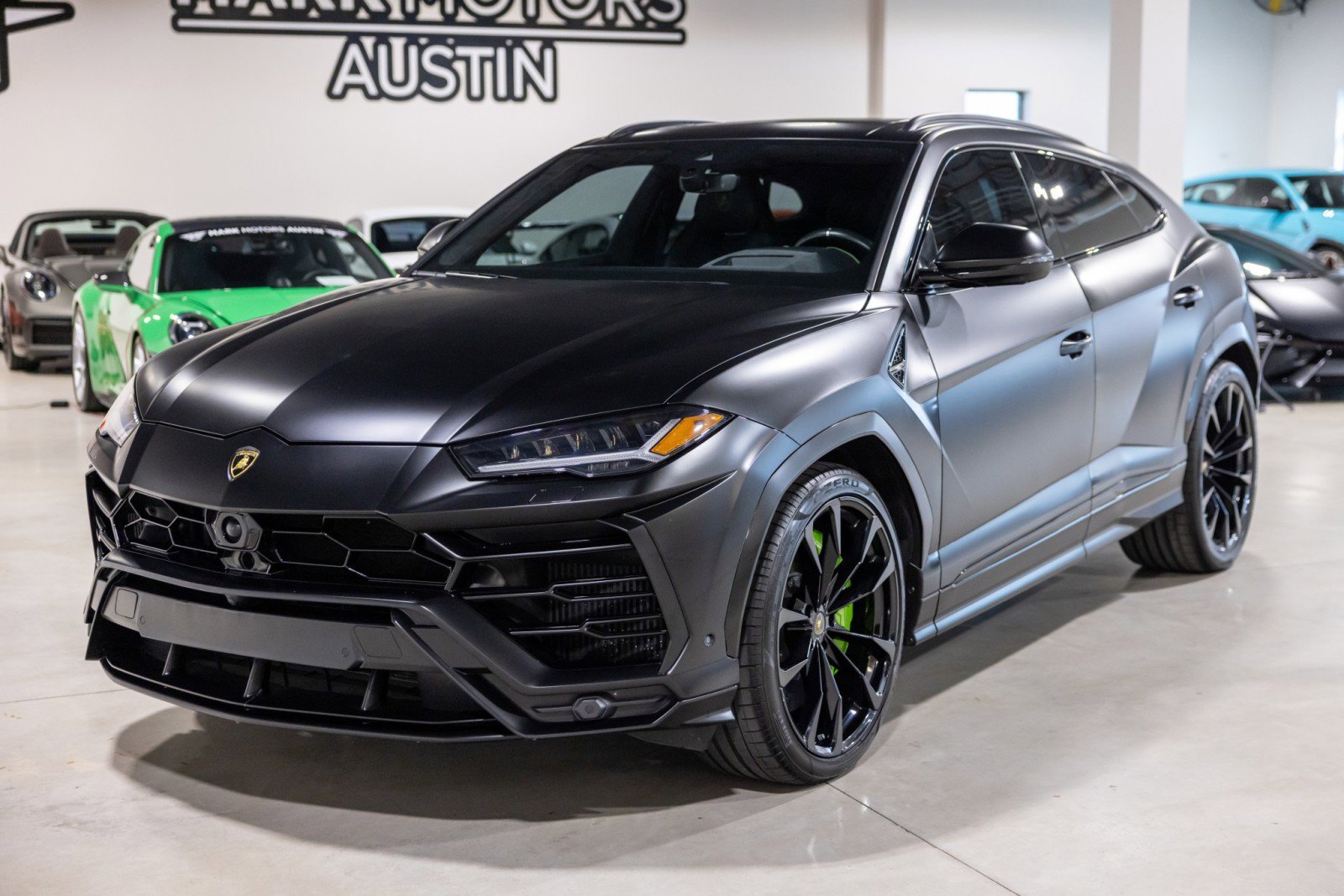 Used 2022 Lamborghini Urus image 12