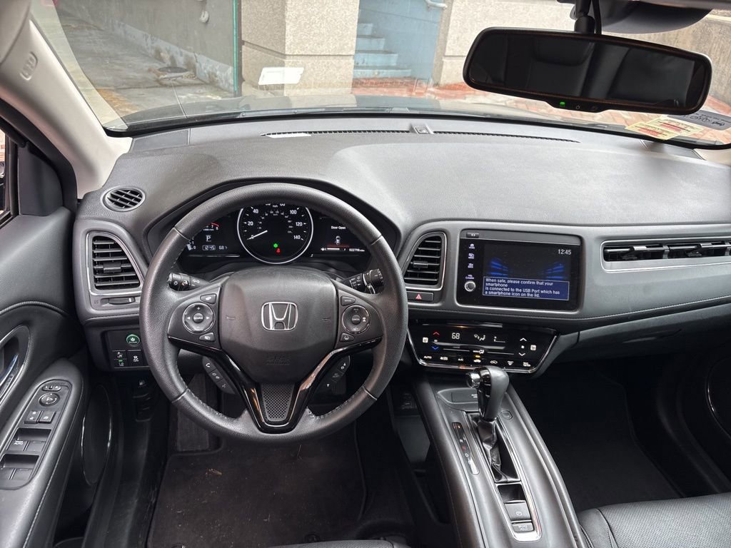 Used 2022 Honda HR-V EX-L image 10