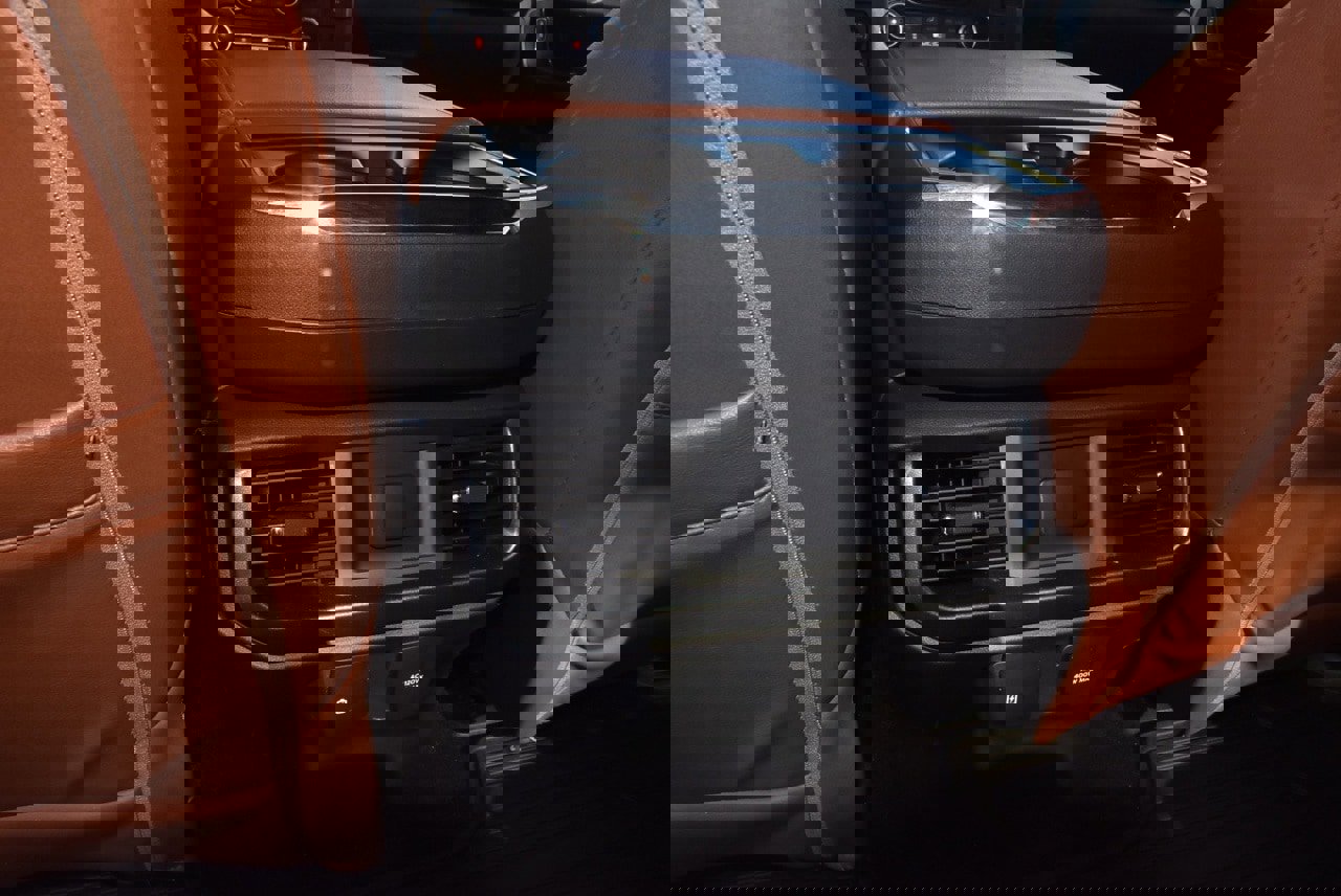 Used 2022 Ford F150 XLT w/ Equipment Group 302A High image 18