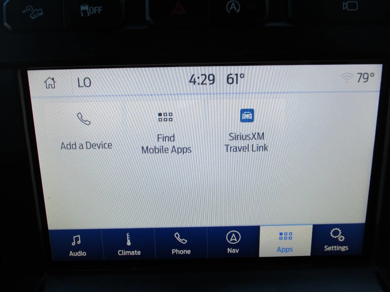 Used 2015 Ford F150 Lariat image 38