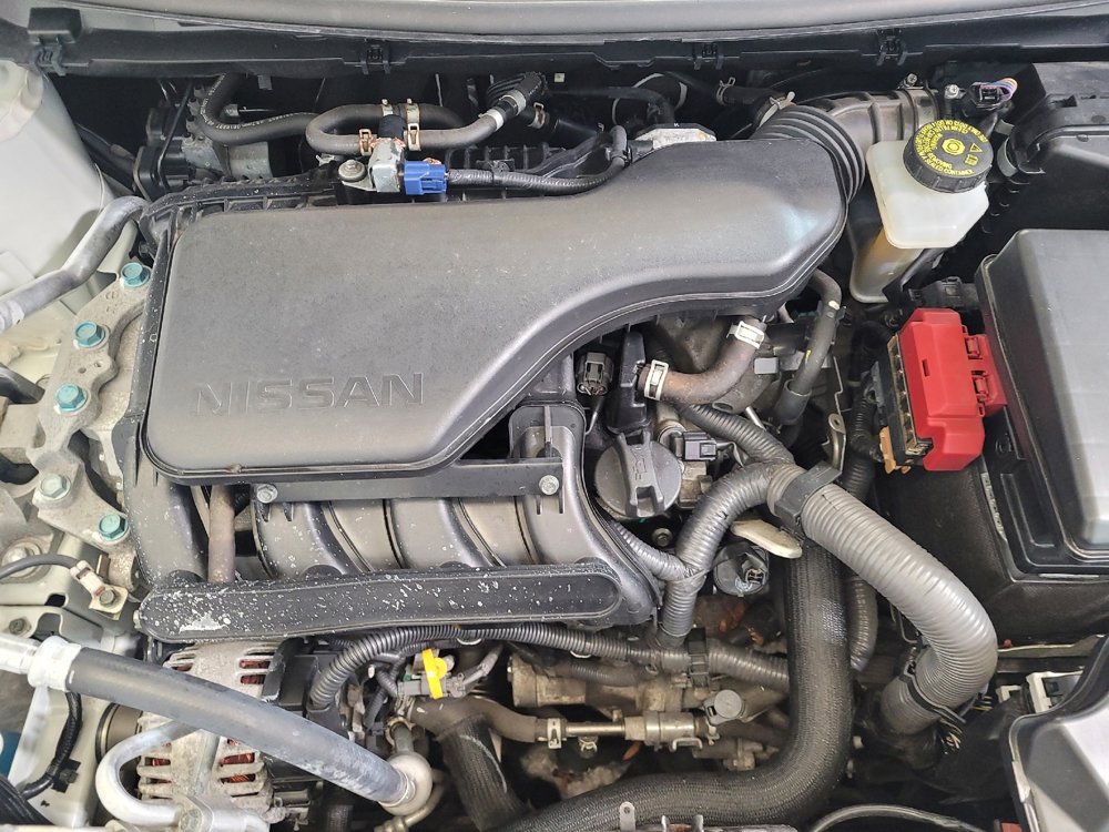 Used 2018 Nissan Rogue Sport SV w/ SV Technology Package image 30