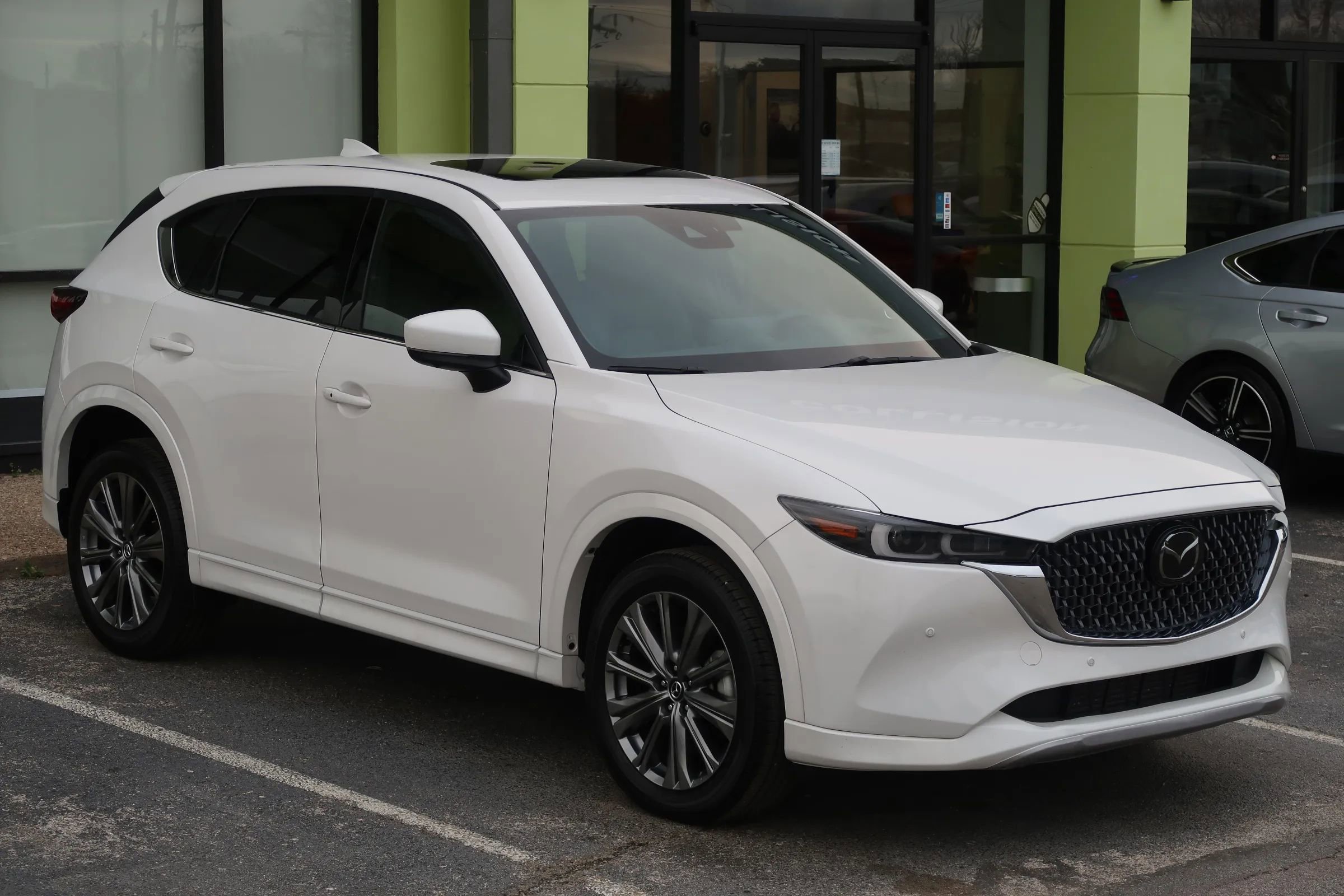 Used 2025 MAZDA CX-5 Signature image 5