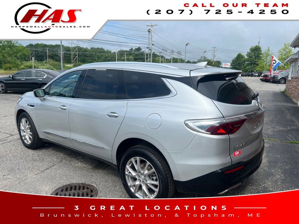 Used 2022 Buick Enclave Premium image 3