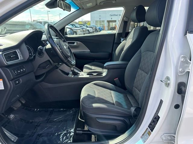 Used 2018 Kia Niro LX FWD image 2