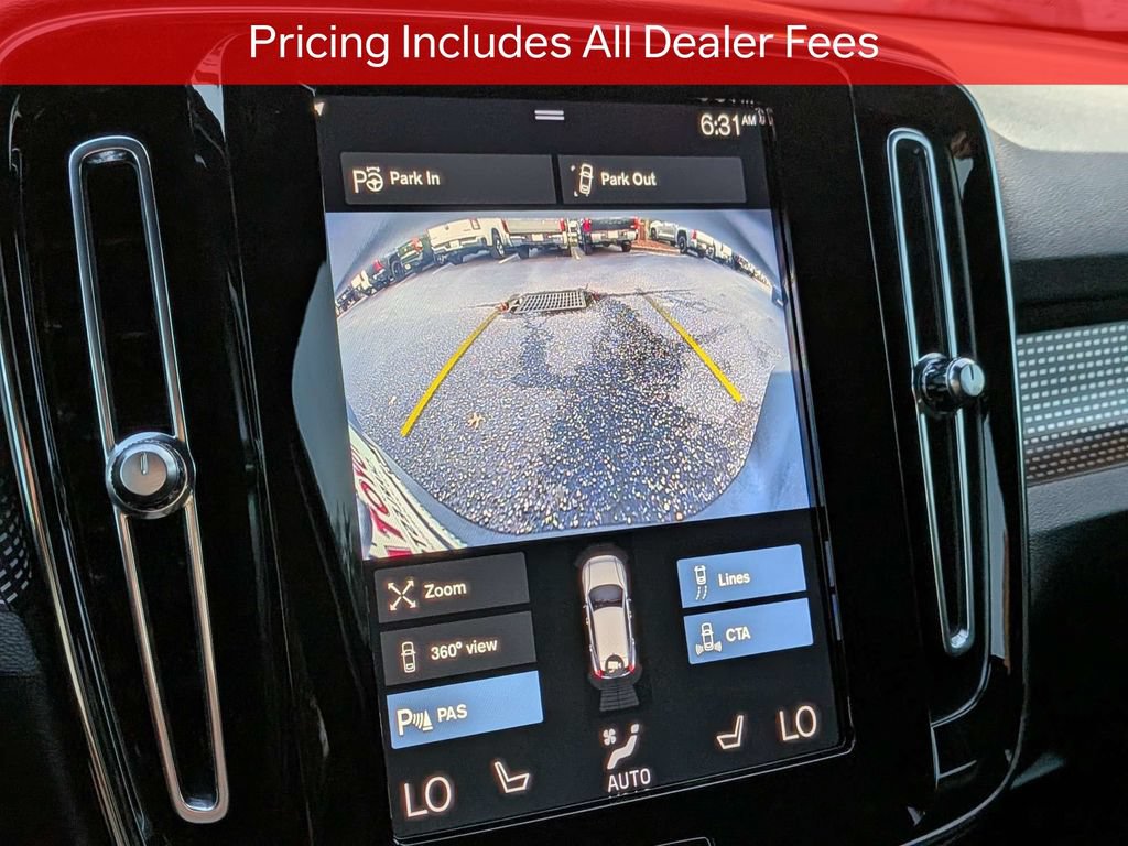 Used 2022 Volvo XC40 T5 R-Design w/ Advanced Package AWD/4WD image 22