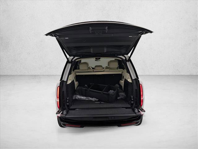 New 2026 Land Rover Range Rover Long Wheelbase SE AWD/4WD image 9