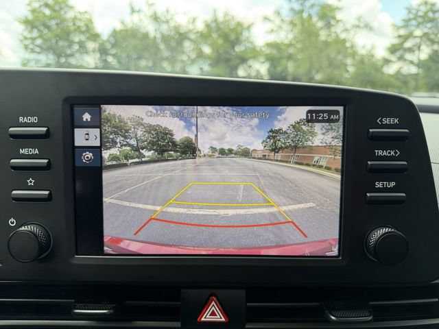 Used 2025 Hyundai Elantra Sport FWD image 18