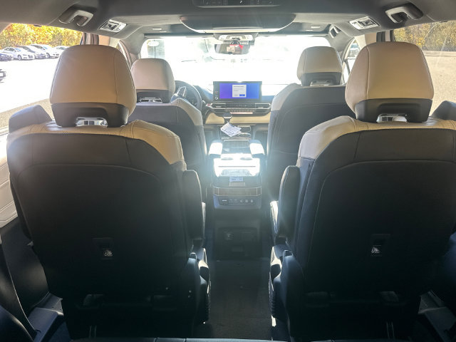 New 2026 Toyota Sienna Platinum AWD/4WD image 12