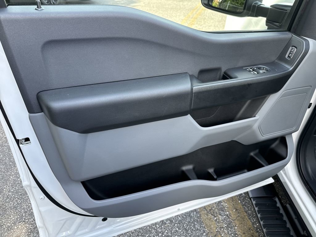 New 2025 Ford F350 XL w/ 360-Degree Camera Package RWD image 10