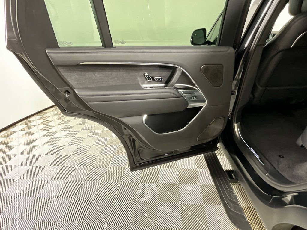 Used 2023 Land Rover Range Rover Long Wheelbase First Edition image 26