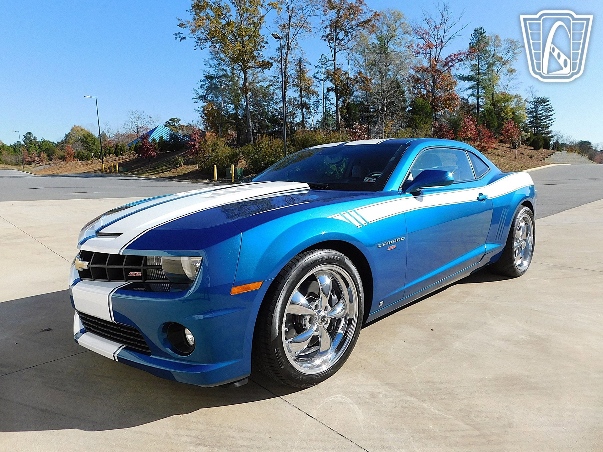 Used 2010 Chevrolet Camaro SS RWD image 7