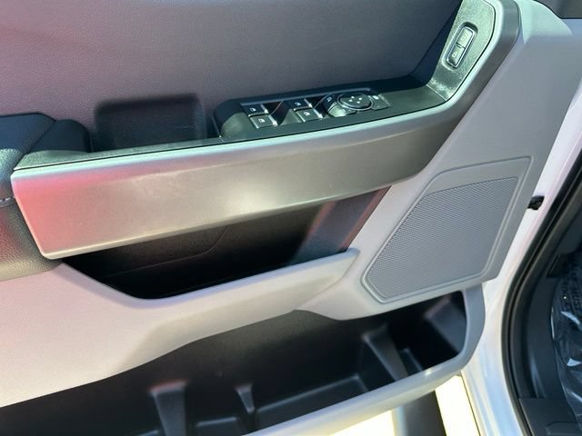 Certified 2025 Ford F250 XLT AWD/4WD image 18