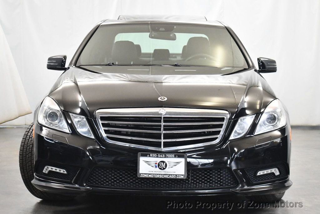 Used 2010 Mercedes-Benz E 550 4MATIC Sedan image 4