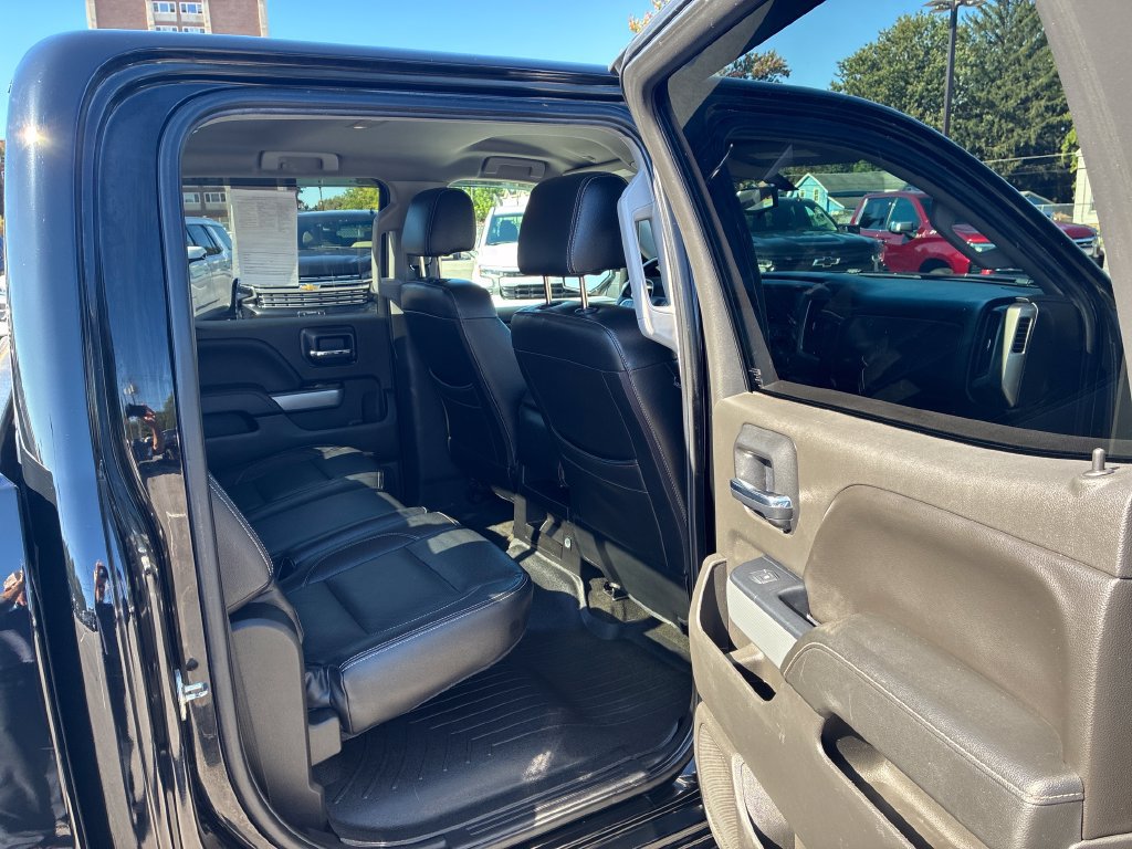 Used 2018 Chevrolet Silverado 1500 LT w/ All Star Edition AWD/4WD image 33