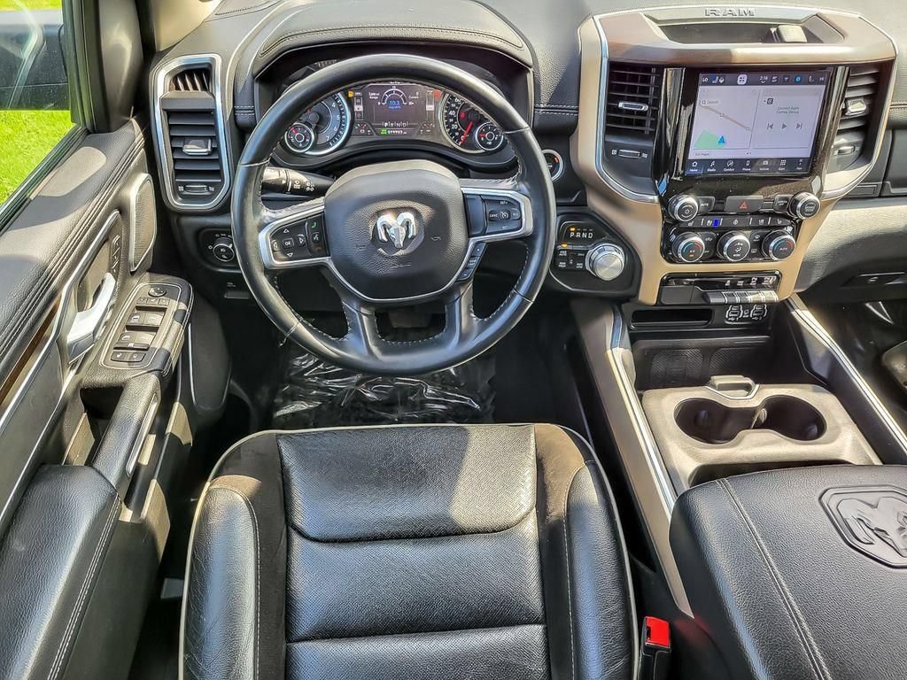 Used 2022 RAM 1500 Laramie AWD/4WD image 10