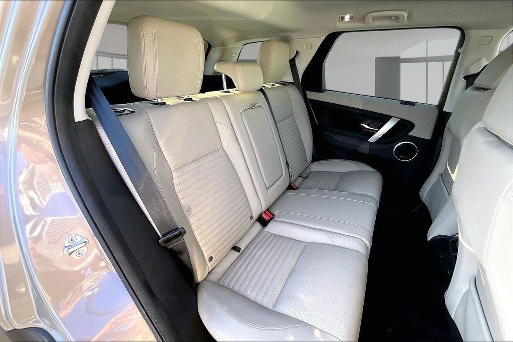 Used 2023 Land Rover Discovery Sport SE AWD/4WD image 23