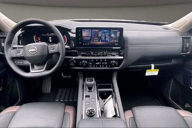 New 2026 Nissan Pathfinder Platinum AWD/4WD image 5