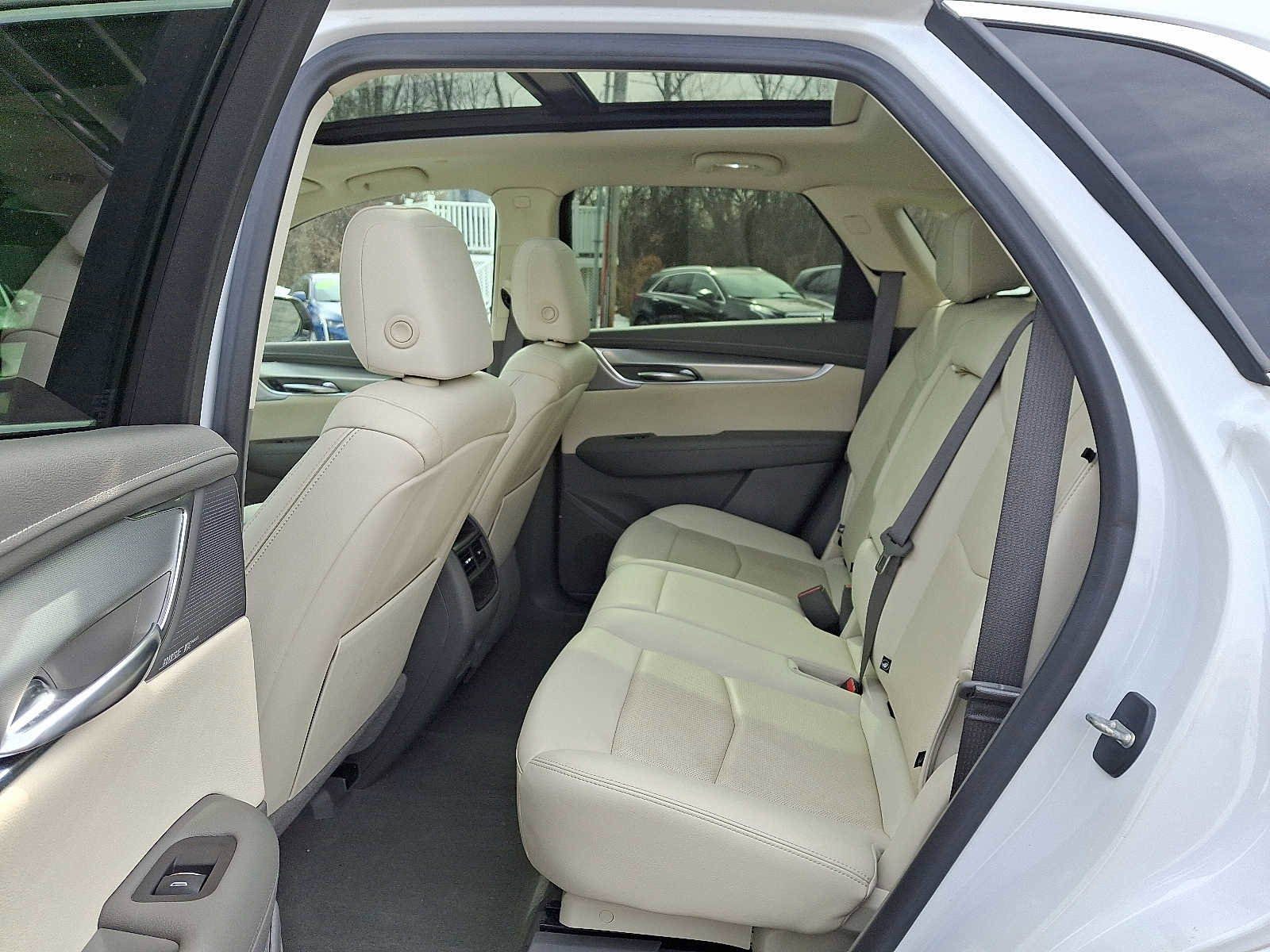 Used 2021 Cadillac XT5 Premium Luxury image 10