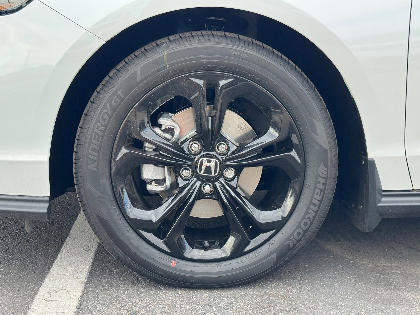 New 2025 Honda Accord SE image 10