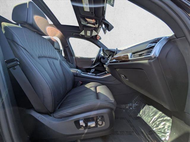 Used 2023 BMW X5 xDrive40i w/ Executive Package image 22