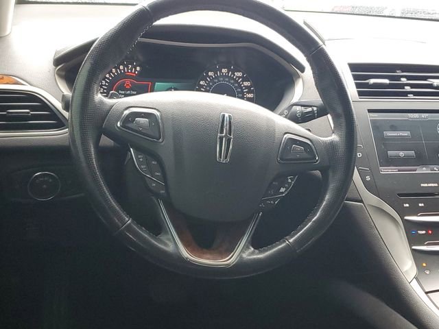 Used 2013 Lincoln MKZ FWD image 10