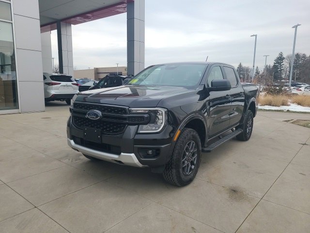 Used 2024 Ford Ranger XLT w/ FX4 Off-Road Package image 3