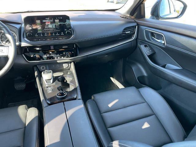 Certified 2023 Nissan Rogue SL w/ SL Premium Package image 11