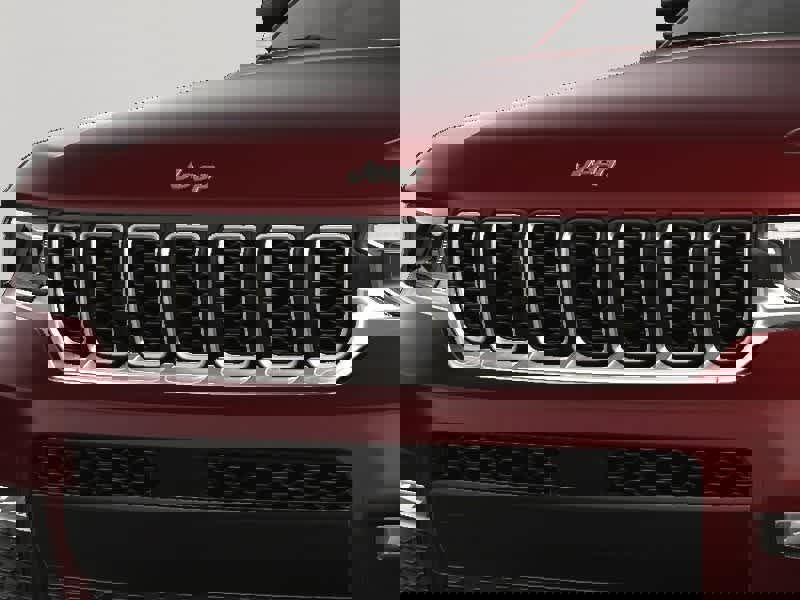 New 2025 Jeep Grand Cherokee L Limited image 14