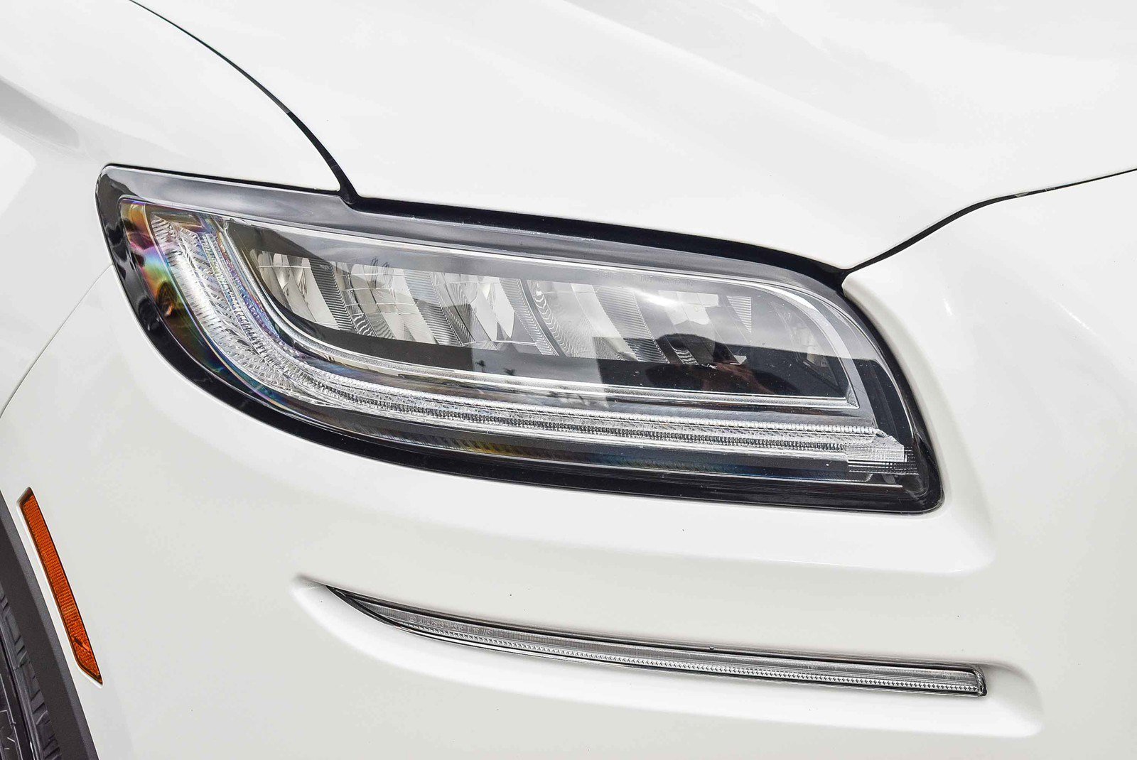 Used 2022 Lincoln Nautilus Reserve w/ Luxury Package image 8