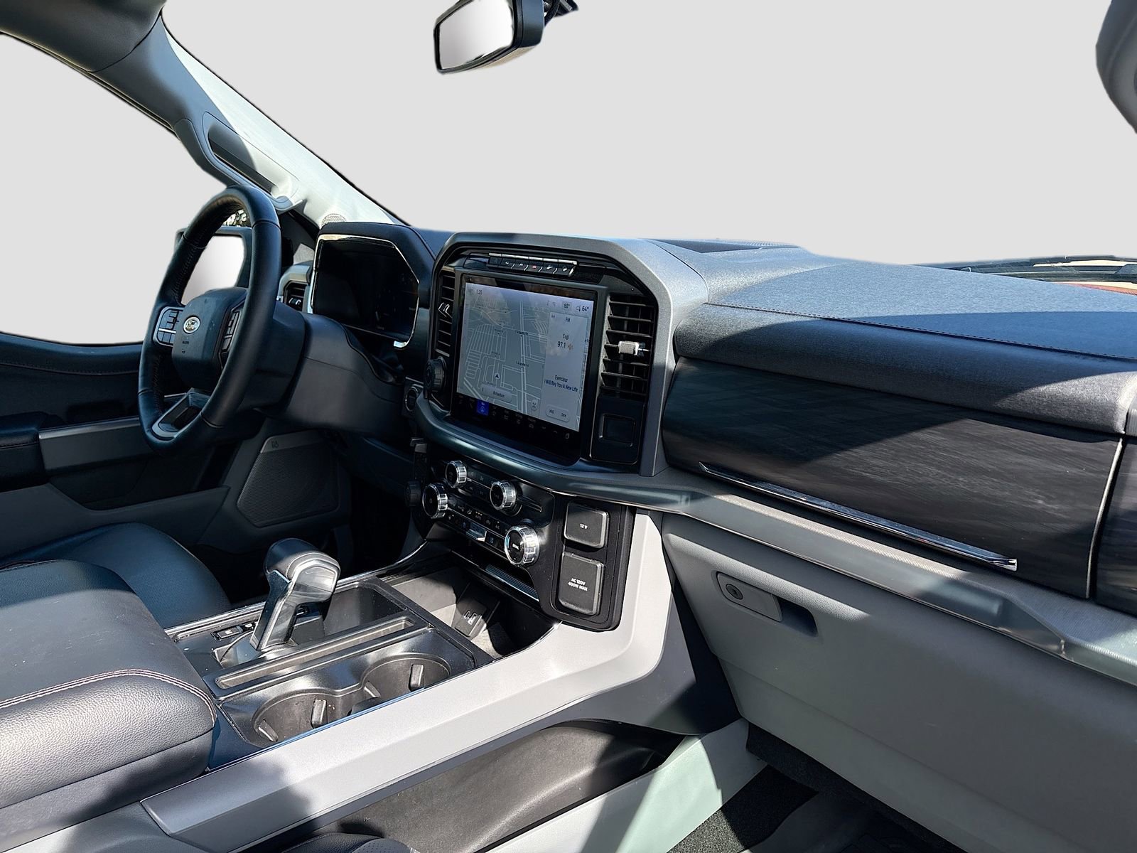 Used 2024 Ford F150 Lariat w/ FX4 Off-Road Package image 29