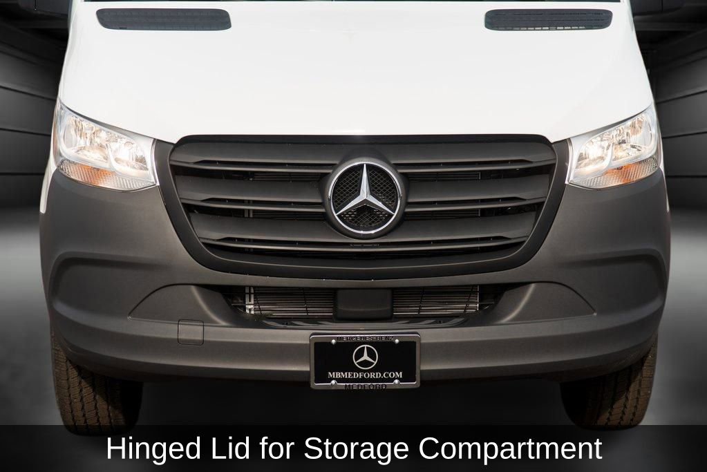 Used 2025 Mercedes-Benz Sprinter 2500 image 13