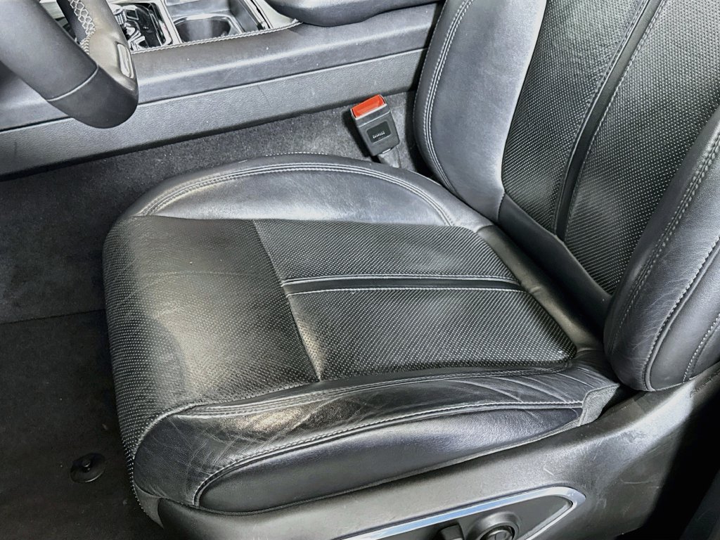 Used 2024 Jeep Wagoneer L Series III w/ Flexible Seating Group AWD/4WD image 20