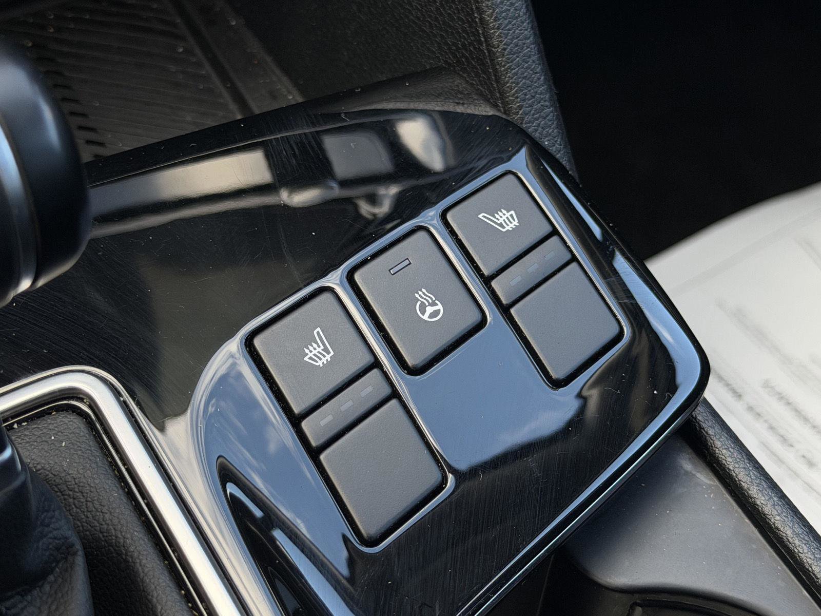 Used 2023 Kia Sportage SX image 32