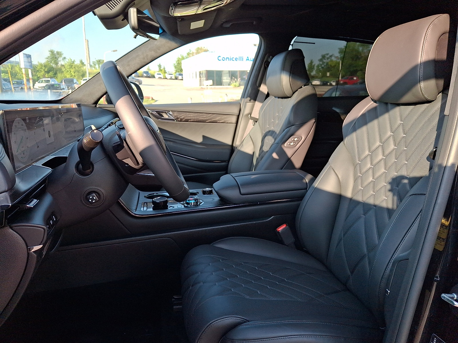 Certified 2026 Genesis GV80 3.5T Prestige AWD/4WD image 13