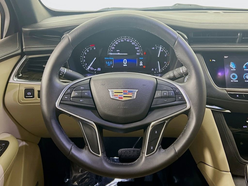 Used 2017 Cadillac XT5 FWD image 11