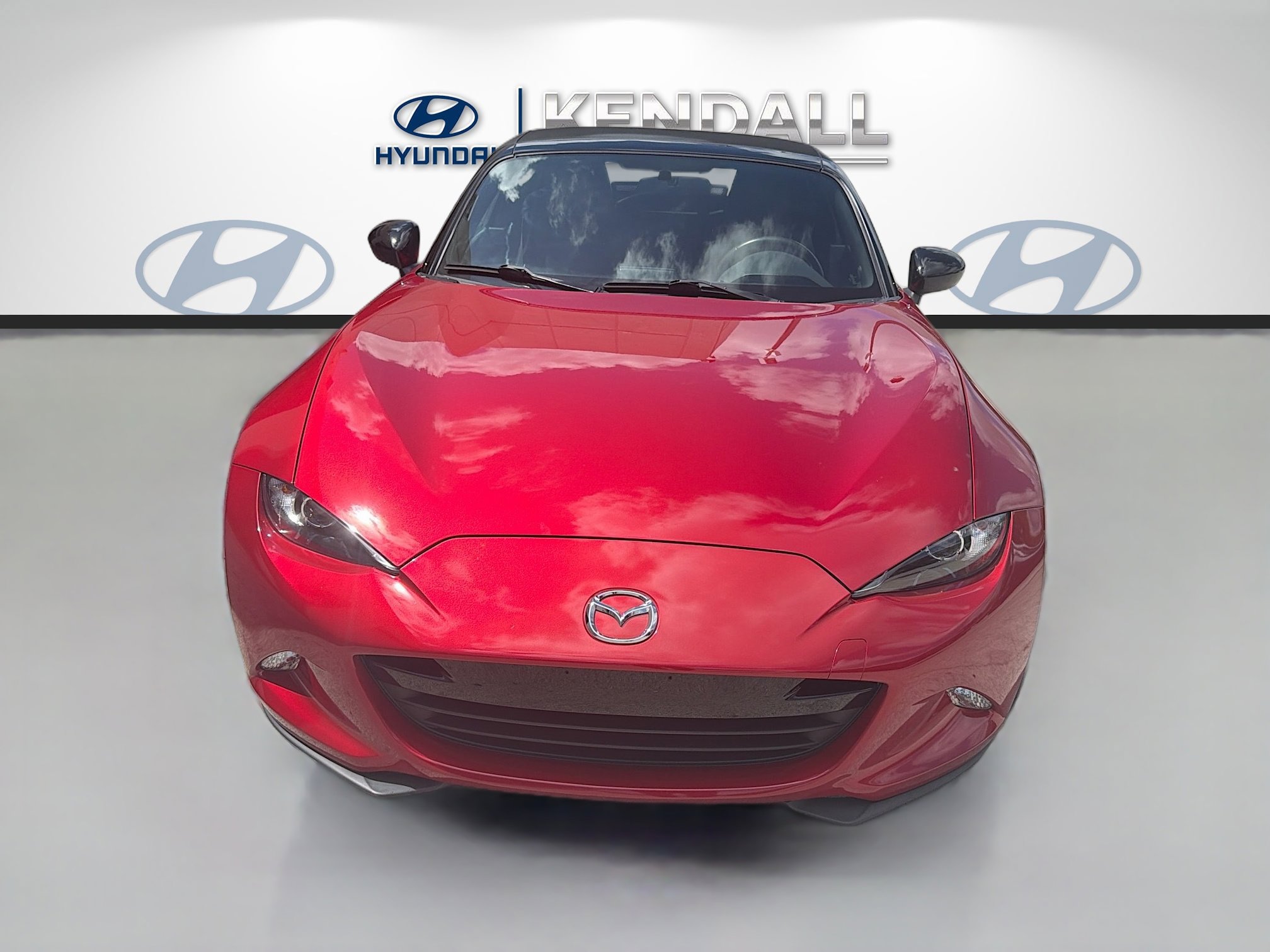 Used 2016 MAZDA MX-5 Miata Sport RWD image 2