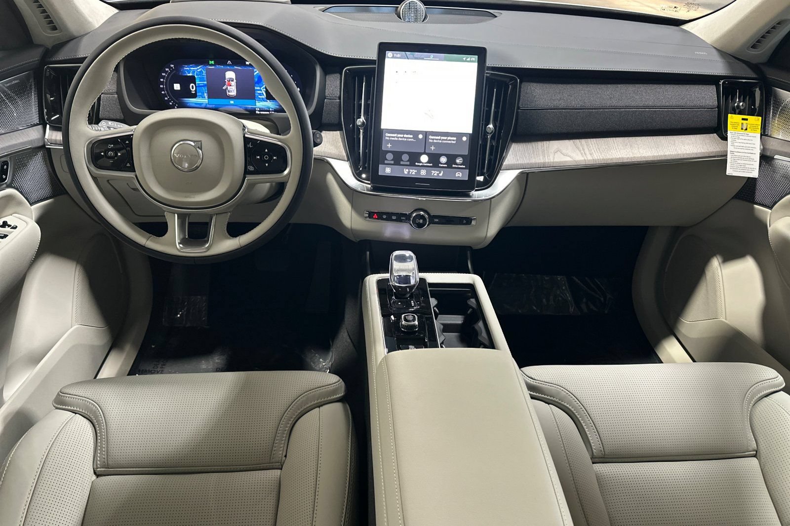 New 2027 Volvo XC90 T8 Ultra AWD/4WD image 3