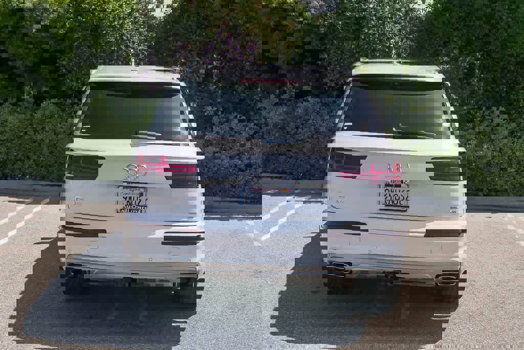 Used 2019 Audi Q7 2.0T Premium Plus w/ Premium Plus Package image 9